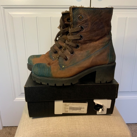 Papucei Lug Sole Combat Boots - Picture 3 of 9